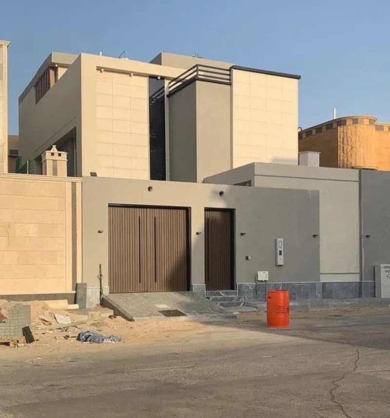 دهان بروفايل لسور فيلا وبوية نارية لبوابة الكراج بالدمام حي الفيصلية